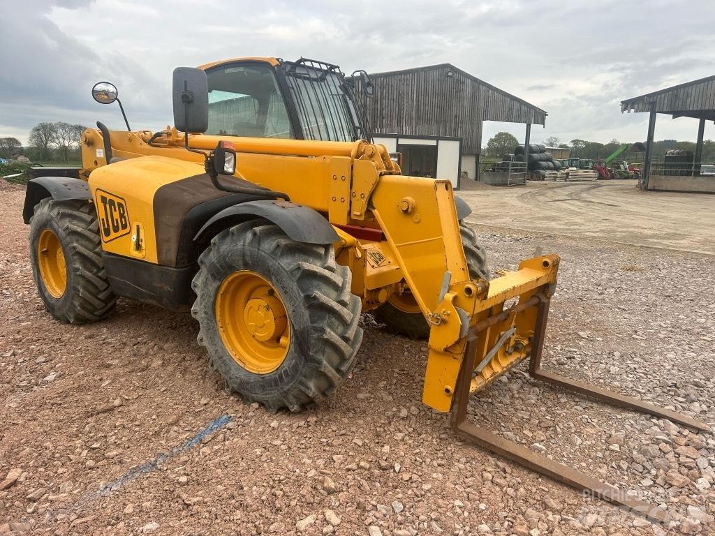 JCB 535-95 Сельскохозяйственные телескопические погрузчики