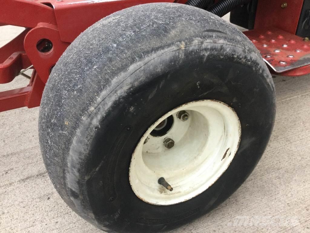 Toro 3250D Самоходные газонокосилки