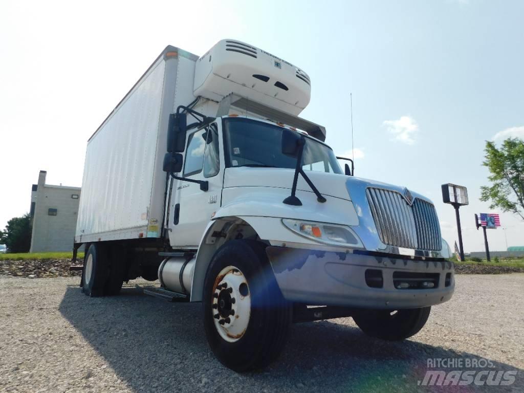 International 4400 Грузовики-Контейнеровозы