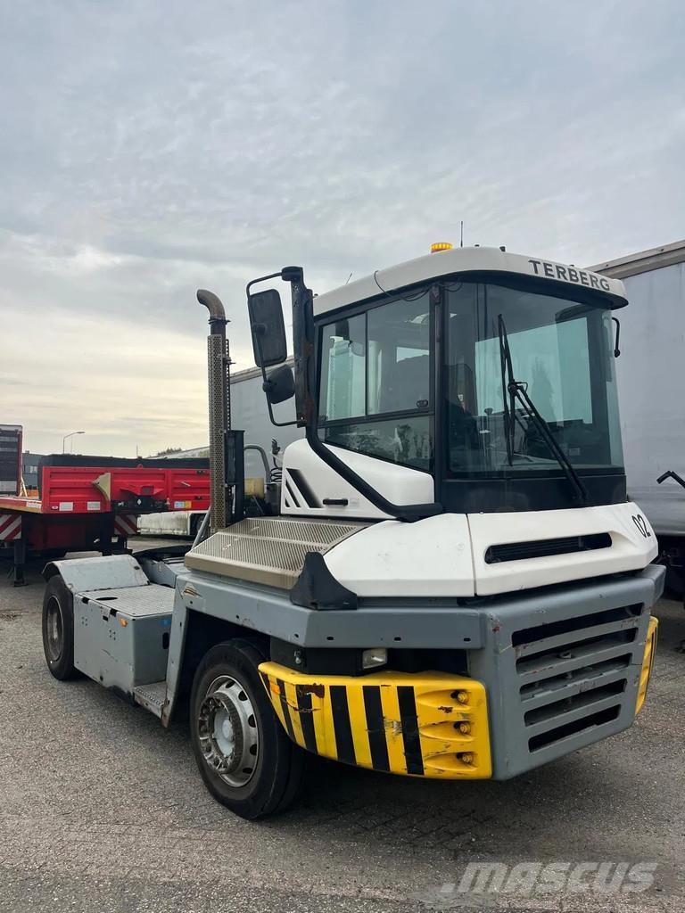 Terberg TT223 Терминальные тягачи