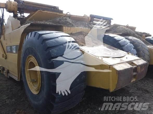 CAT 615C Скреперы