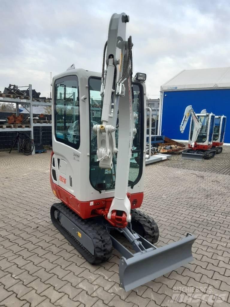 Takeuchi TB216 V2 Мини-экскаваторы
