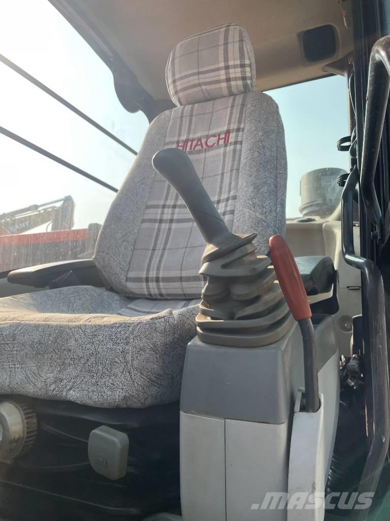 Hitachi ZX 130 Гусеничные экскаваторы