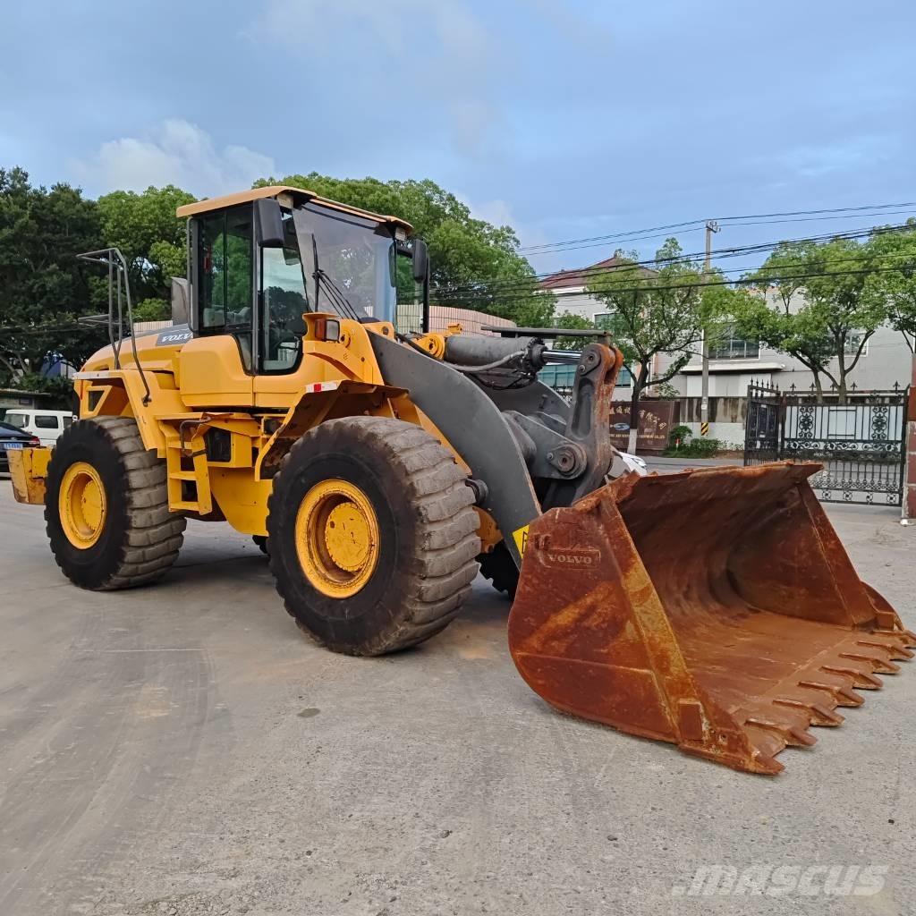 Volvo L120E Фронтальные погрузчики