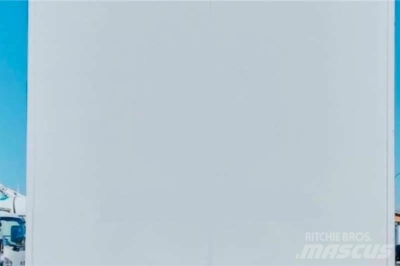 Isuzu FVZ 1400 Специальные грузовики