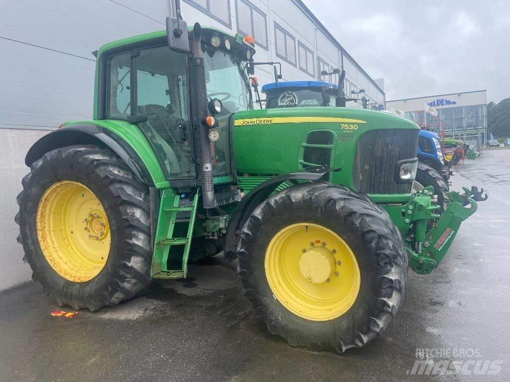John Deere 7530 Трактора