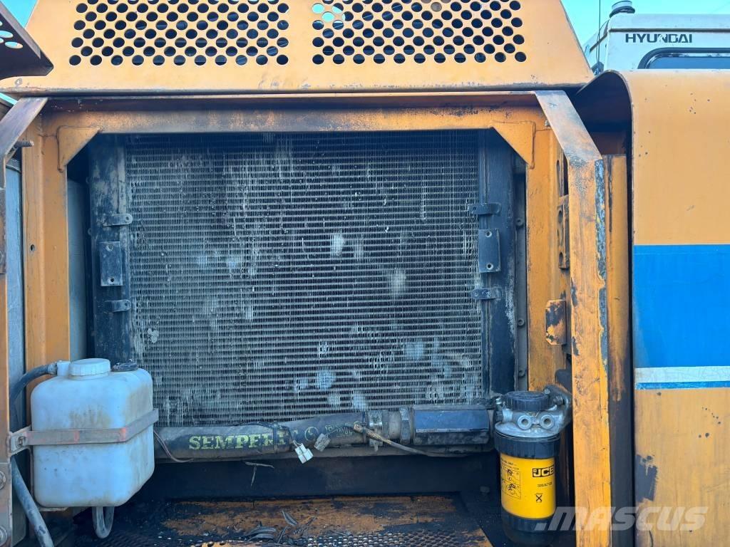 Hyundai Robex 210 LC Гусеничные экскаваторы