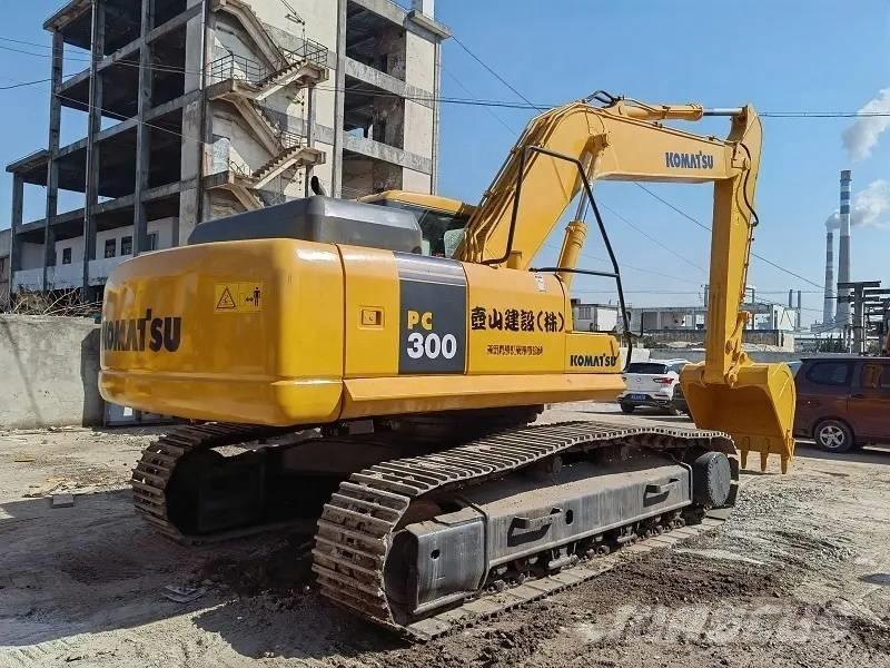 Komatsu PC 300 Гусеничные экскаваторы