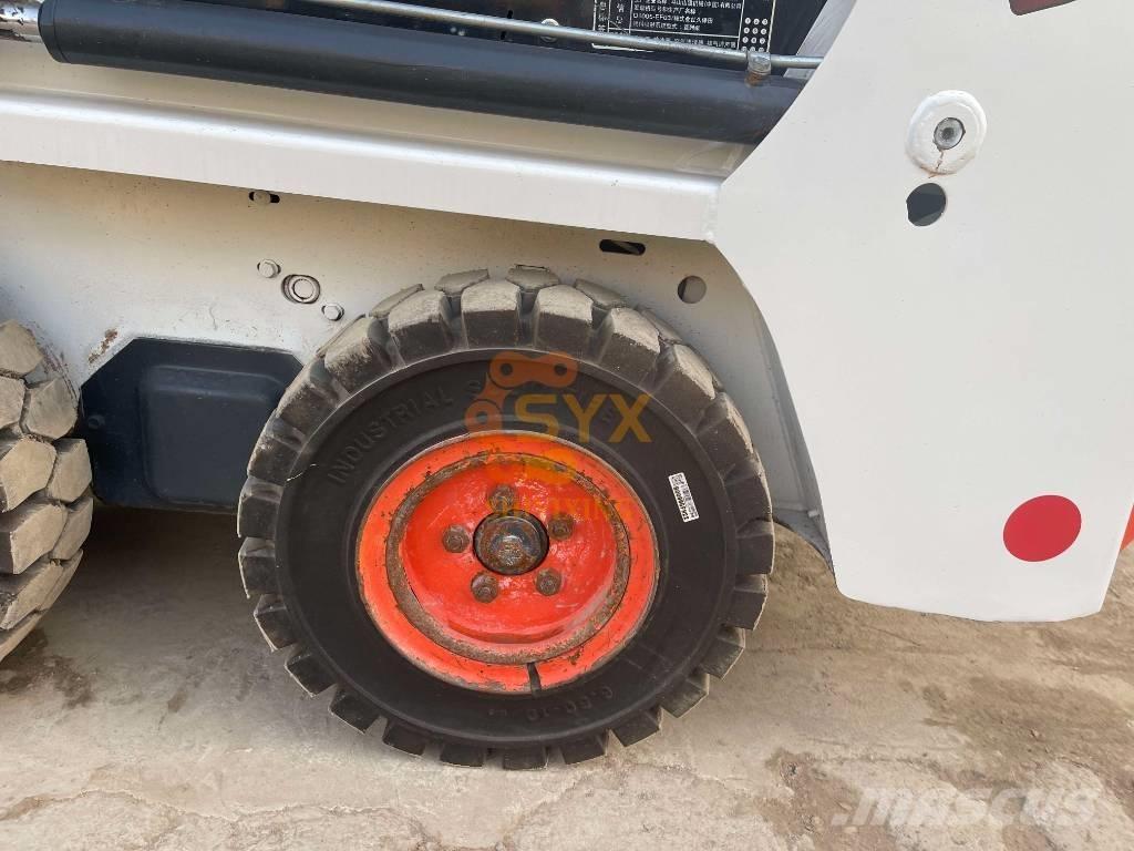 Bobcat S70 Мини-погрузчики