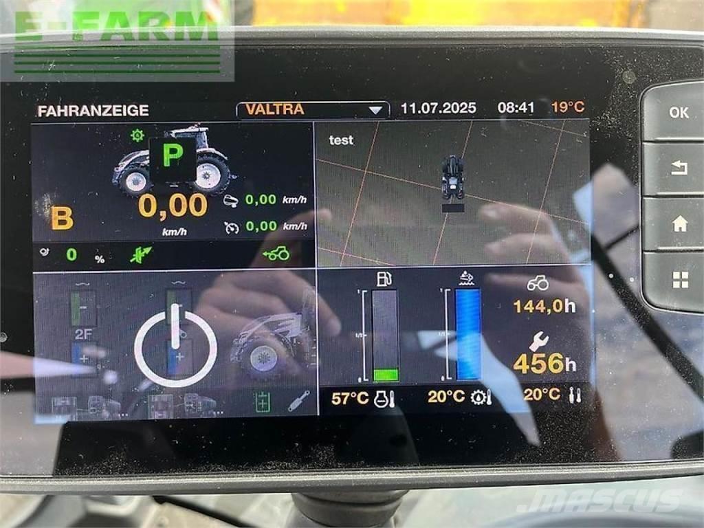 Valtra q245 Трактора