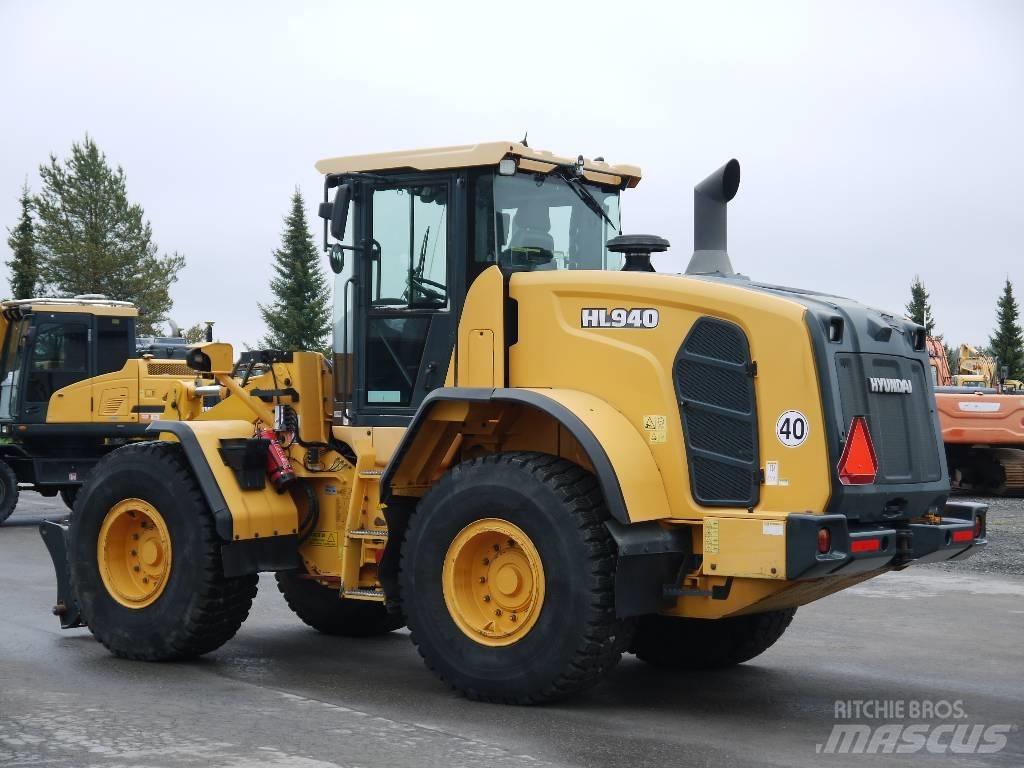 Hyundai HL 940 Фронтальные погрузчики