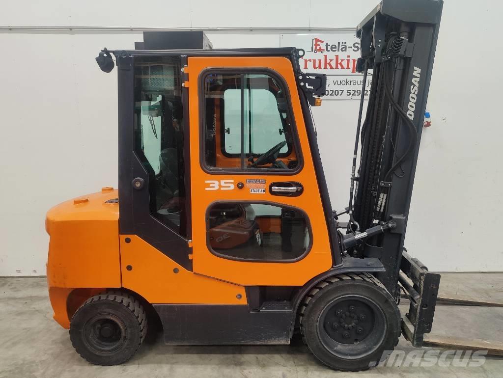 Doosan D 35 C-7 Дизельные погрузчики