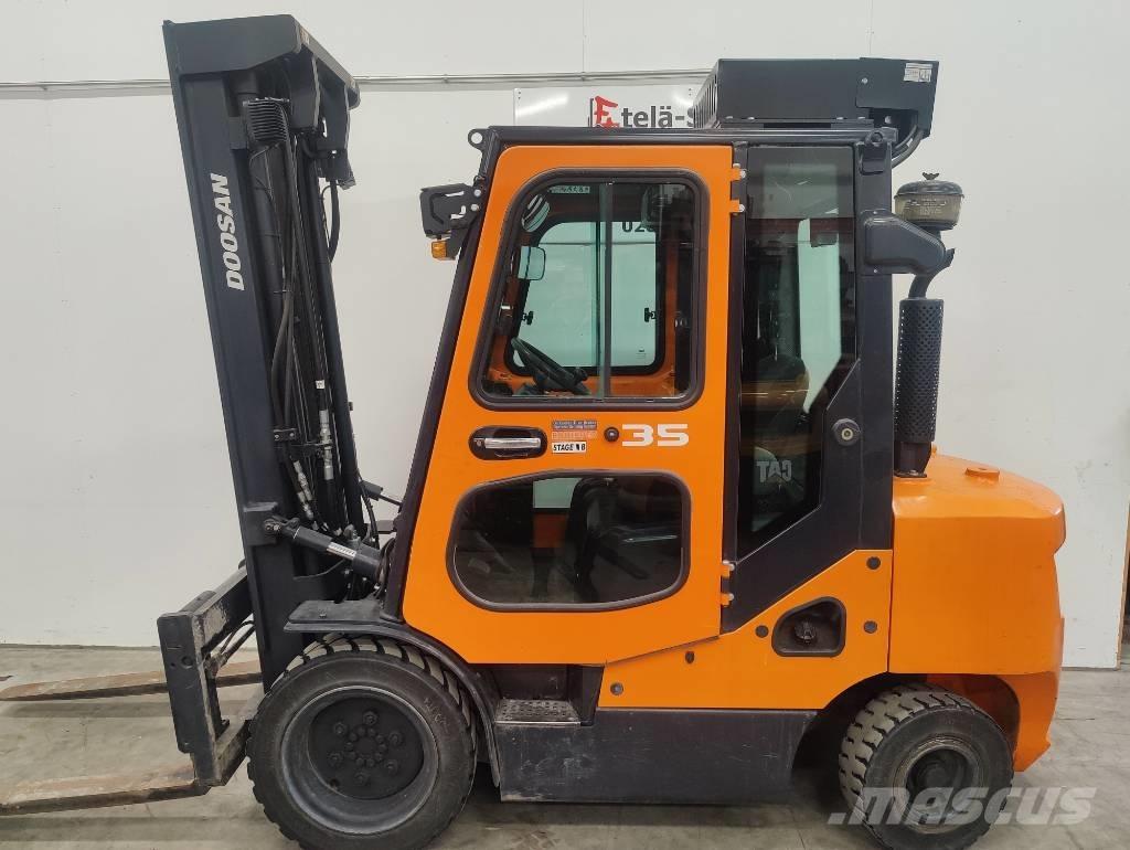 Doosan D 35 C-7 Дизельные погрузчики