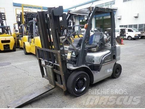 Nissan PL02A20D Газовые погрузчики