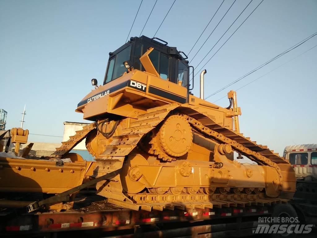 CAT D 6 T LGP Гусеничные бульдозеры