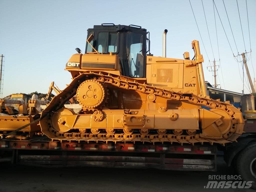 CAT D 6 T LGP Гусеничные бульдозеры