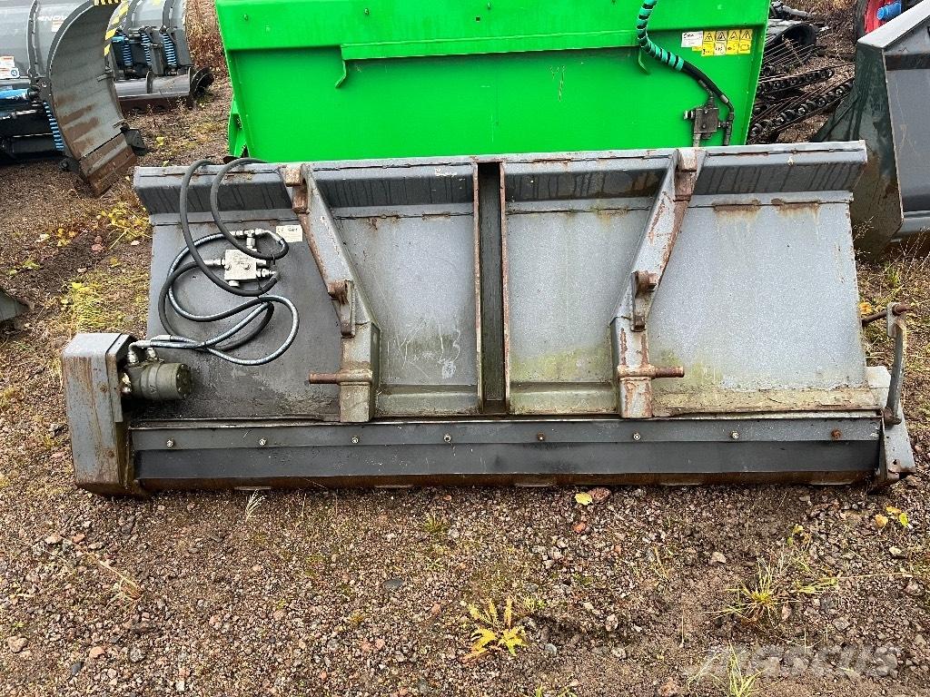 Sami 2000 Пескоразбрасыватели