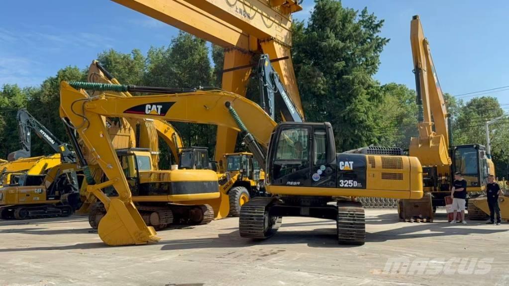 CAT 325 D L Гусеничные экскаваторы