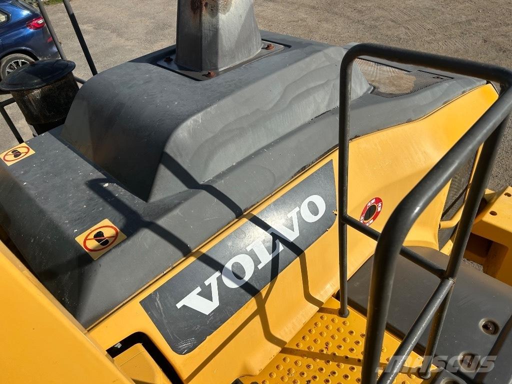 Volvo L110H Фронтальные погрузчики