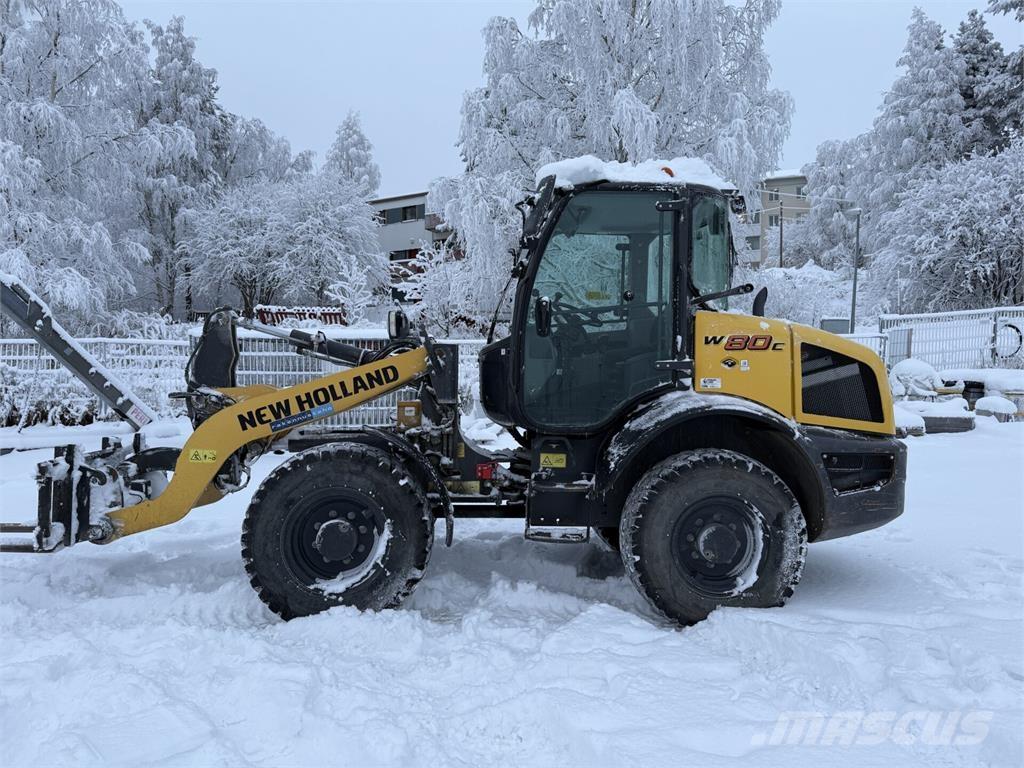 New Holland W80C Фронтальные погрузчики