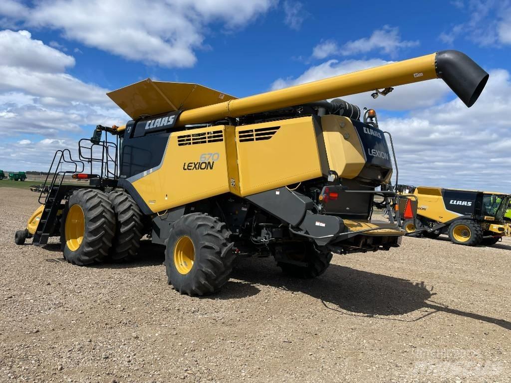 CLAAS 670 Зерноуборочные комбайны
