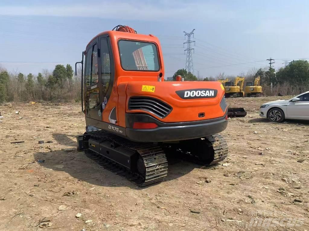 Doosan DX75 Мини-экскаваторы