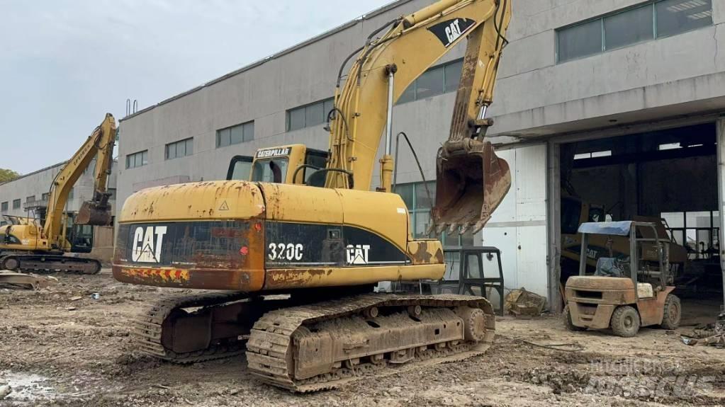 CAT 320 C Гусеничные экскаваторы