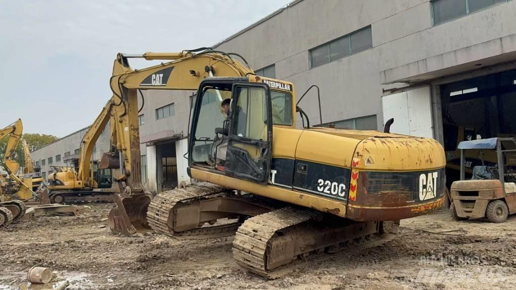 CAT 320 C Гусеничные экскаваторы