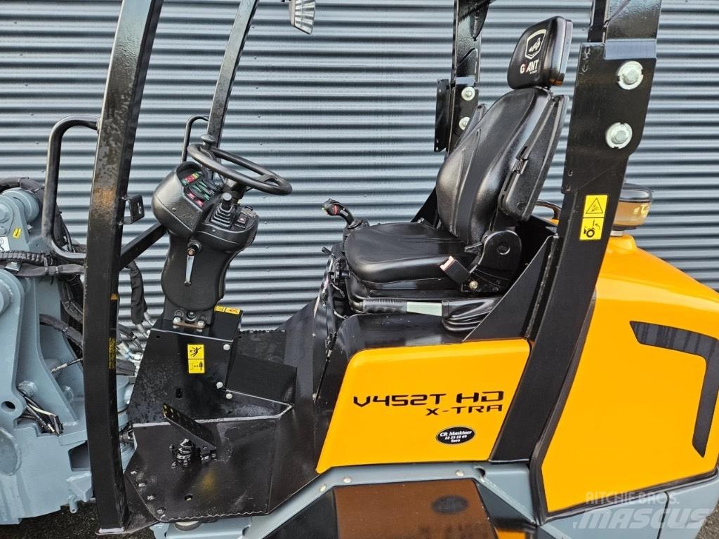 GiANT v452t hd xtra Малые погрузчики