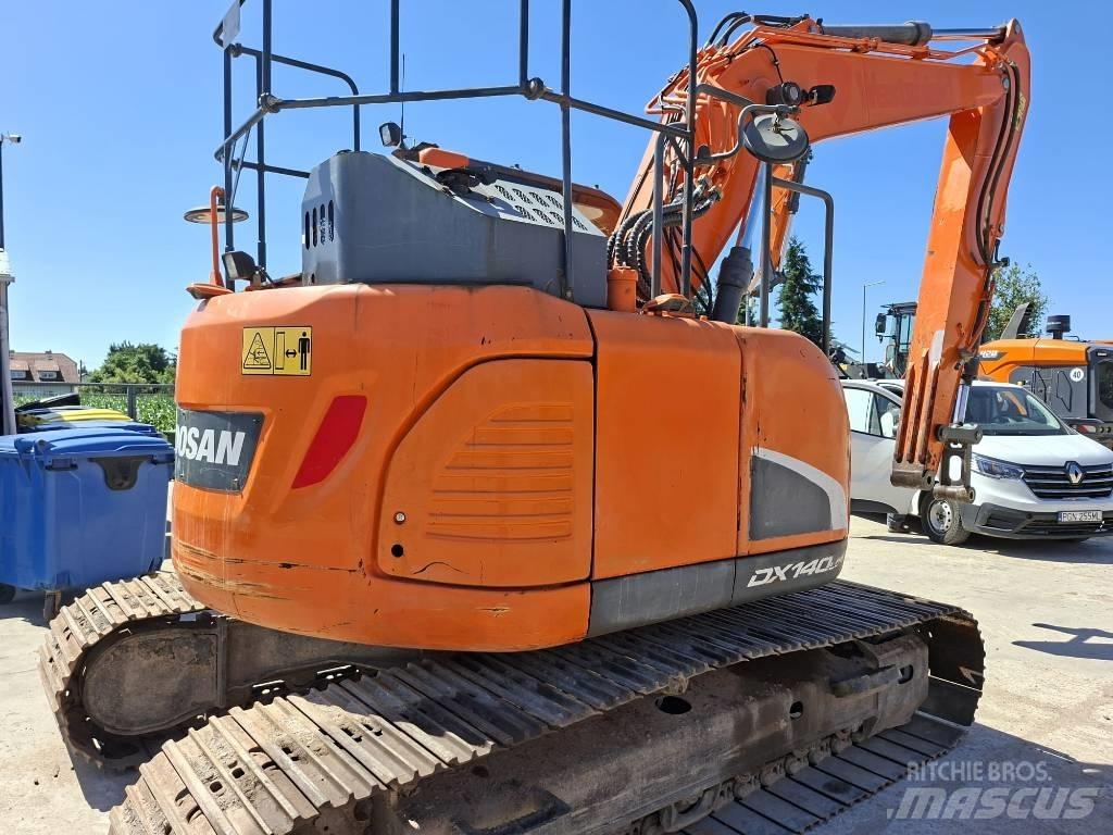 Doosan DX 140 LCR Гусеничные экскаваторы