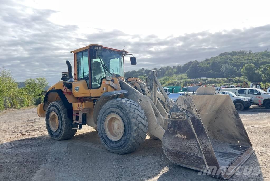 Volvo L 120 G Фронтальные погрузчики