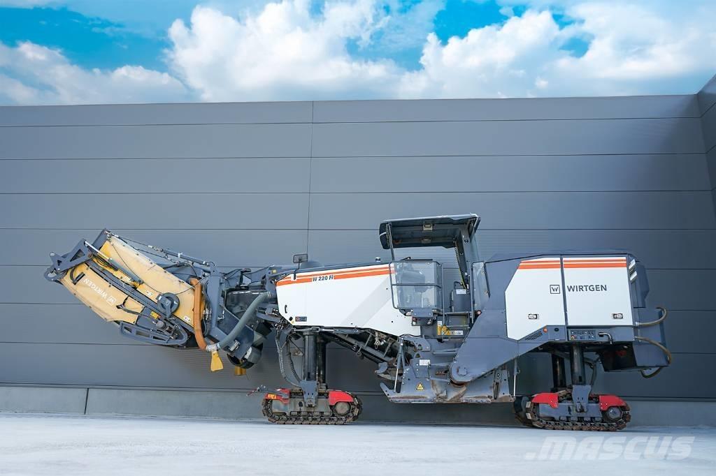 Wirtgen W 220 FI Дорожные фрезы