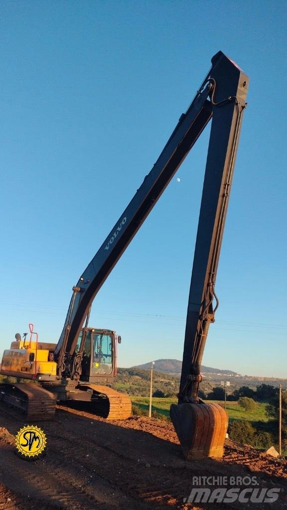 Volvo EC 250 D Гусеничные экскаваторы
