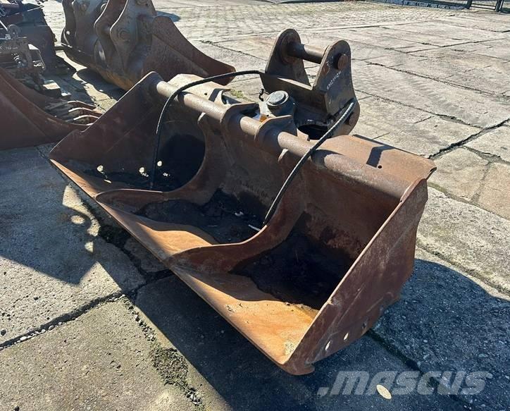 Hitachi ZX170-5B Экскаваторные стрелы