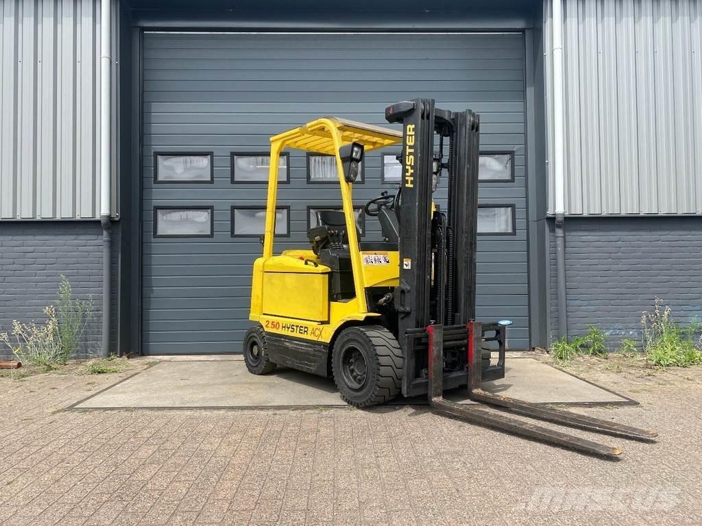 Hyster J2.50XM Электропогрузчики