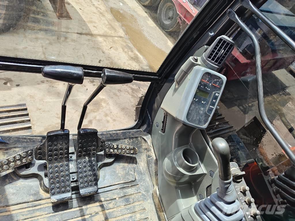 Hitachi ZX 130 LC Гусеничные экскаваторы