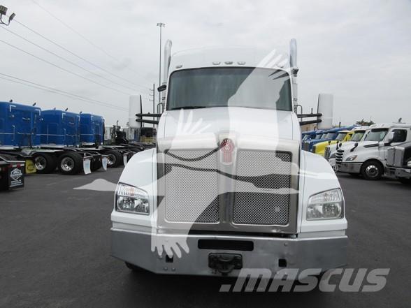 Kenworth T880 Седельные тягачи
