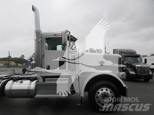 Peterbilt 389 Седельные тягачи