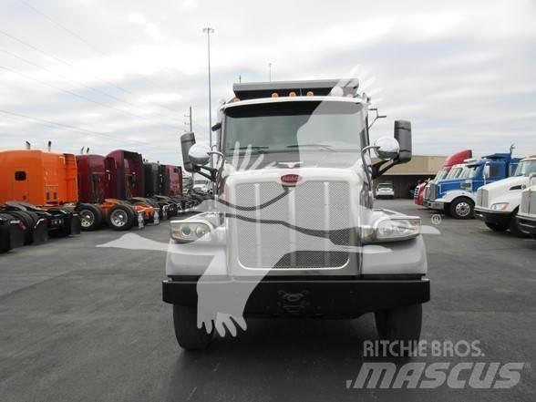 Peterbilt 567 Грузовики-Самосвалы