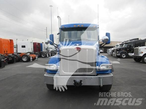 Peterbilt 567 Седельные тягачи
