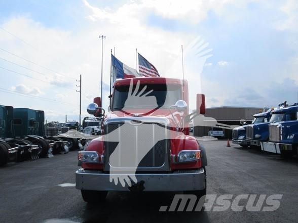 Peterbilt 567 Седельные тягачи