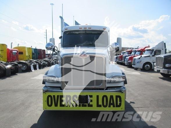 Peterbilt 567 Седельные тягачи