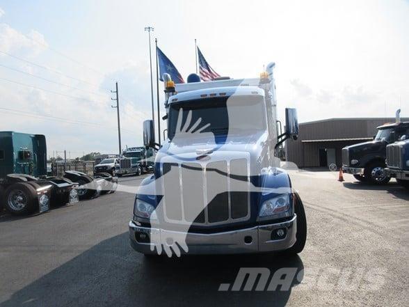 Peterbilt 579 Строительная техника - Другие