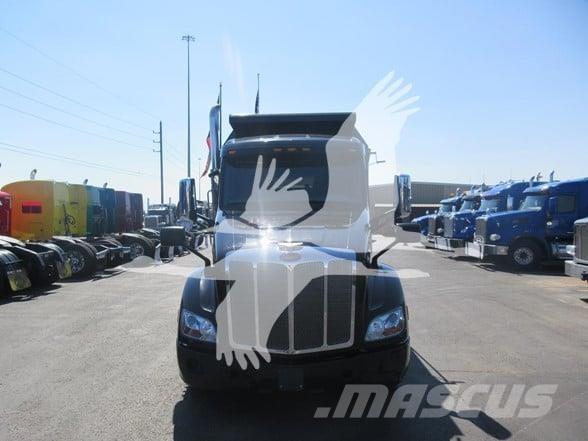 Peterbilt 579 Грузовики-Самосвалы