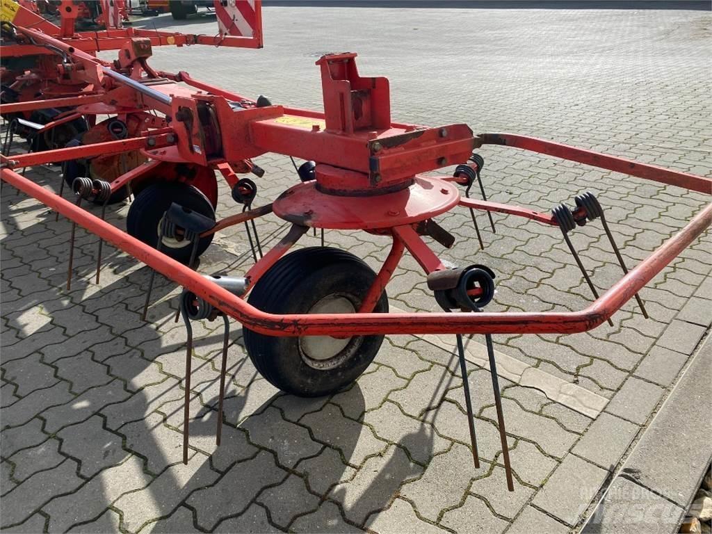 Kuhn GF 8702 Грабли-ворошилки