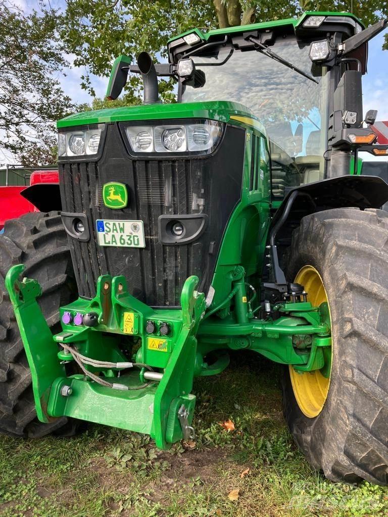 John Deere 7R 330 Трактора
