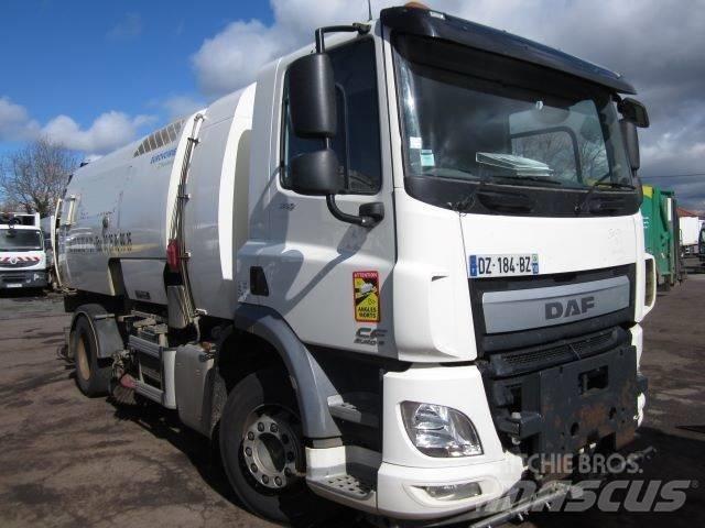 DAF CF330 Уборочные машины