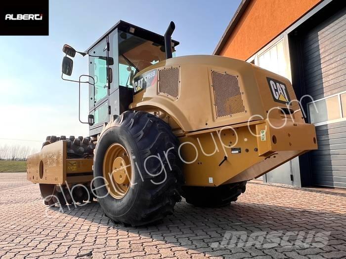 CAT CP 68 B Грунтовые катки
