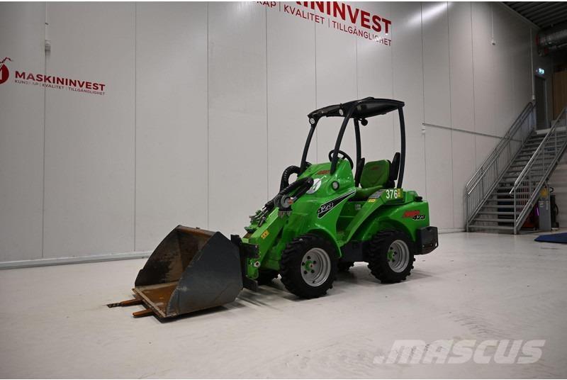 Avant 423 Фронтальные погрузчики