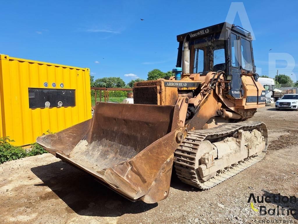 Komatsu D57S-1 Гусеничные фронтальные погрузчики